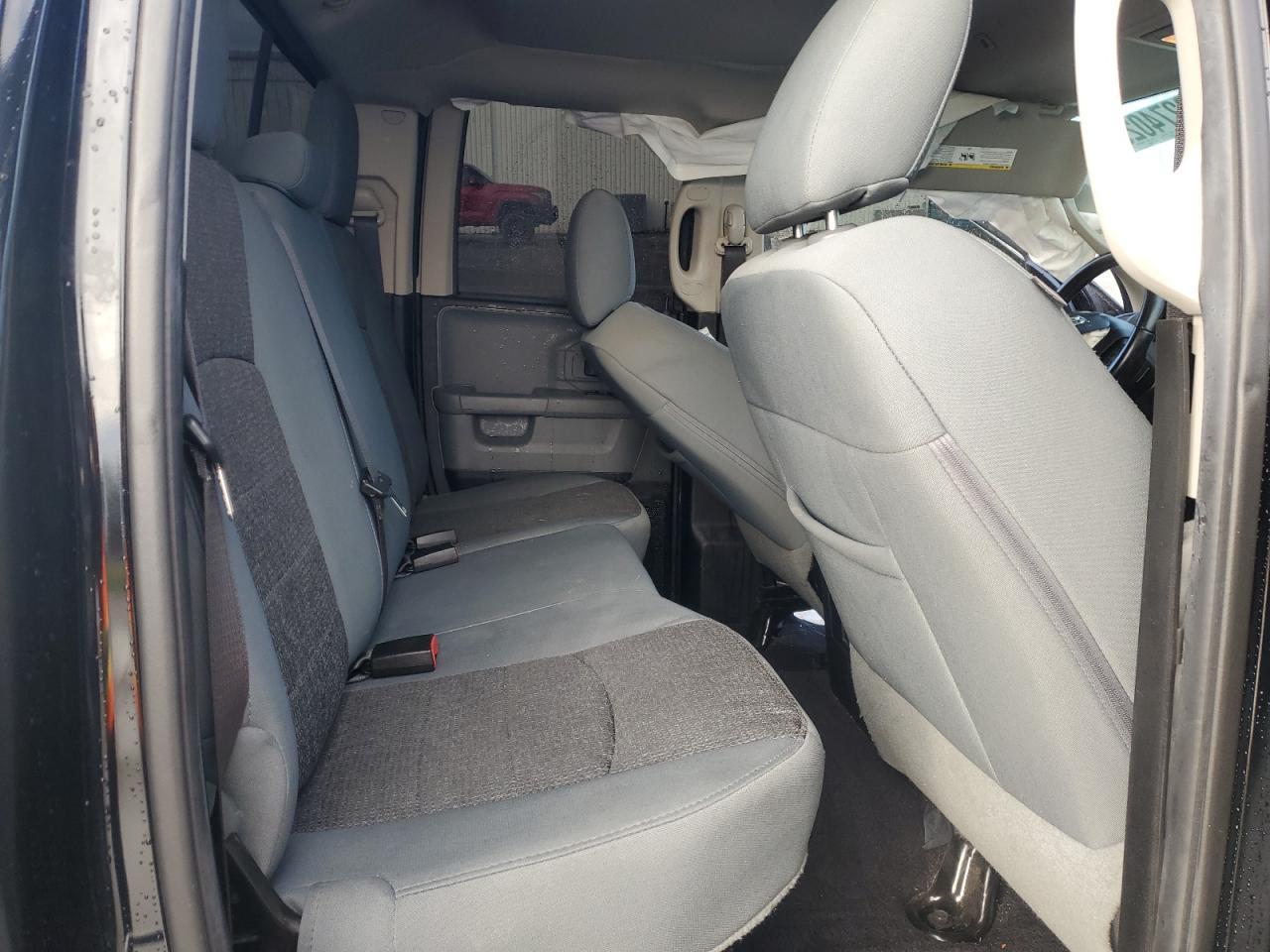 2019 Dodge Ram 1500 Classic slt