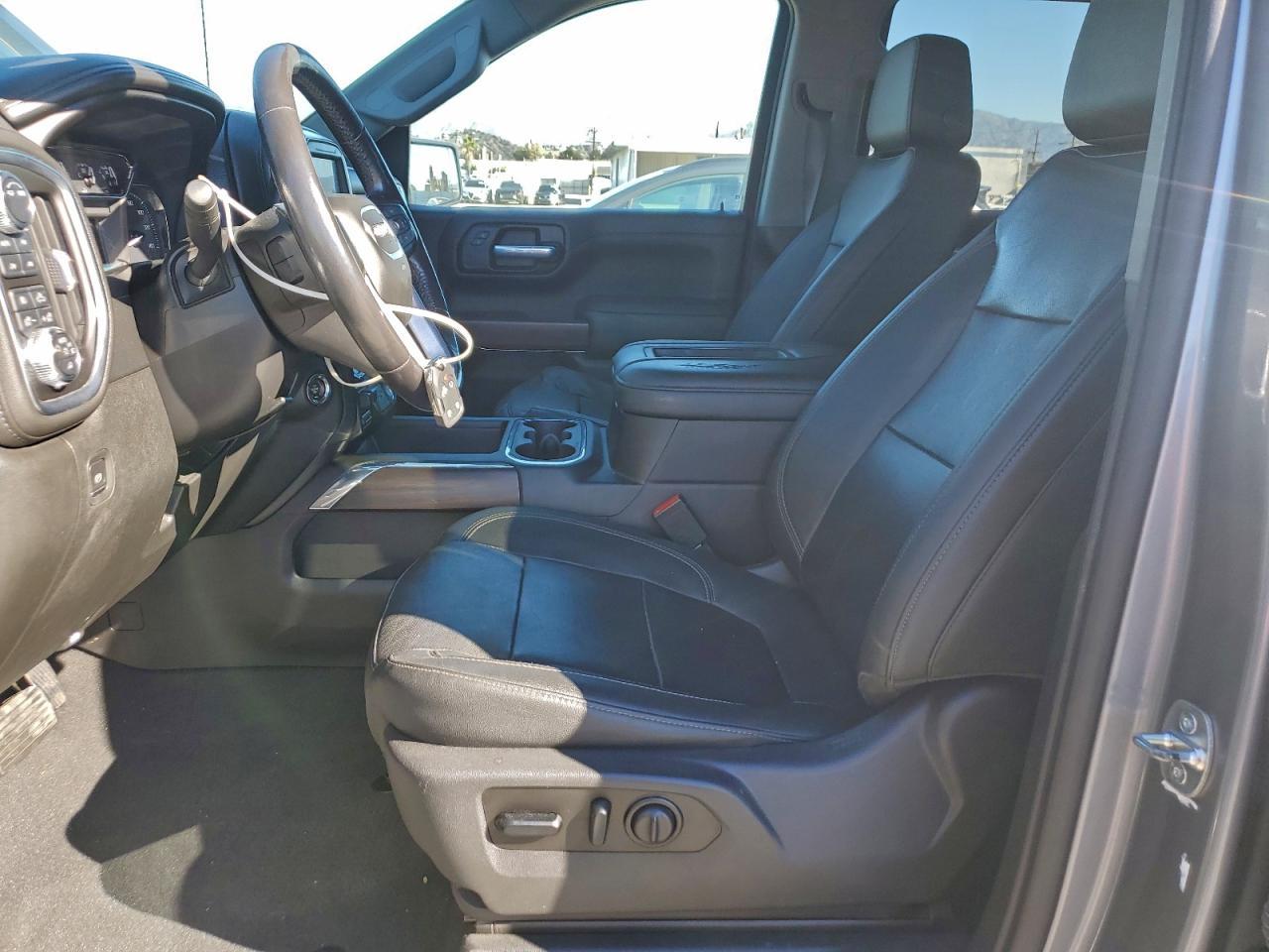 2021 GMC Sierra K1500 slt