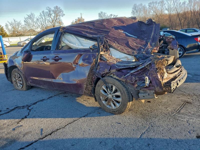 2019 KIA Sedona lx