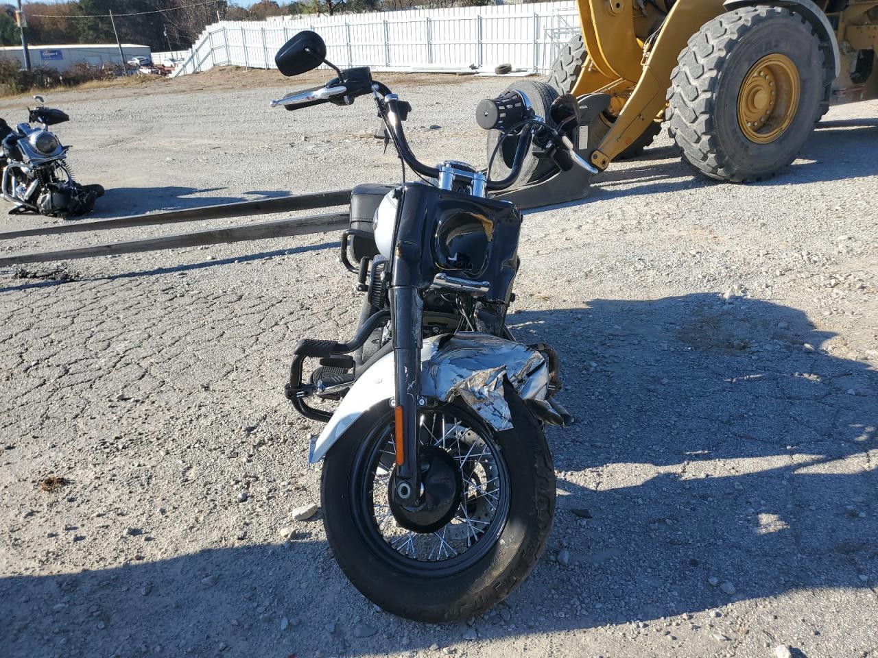 2024 Harley-Davidson Flhcs