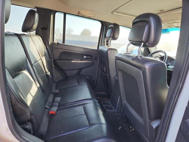2012 Jeep Liberty jet
