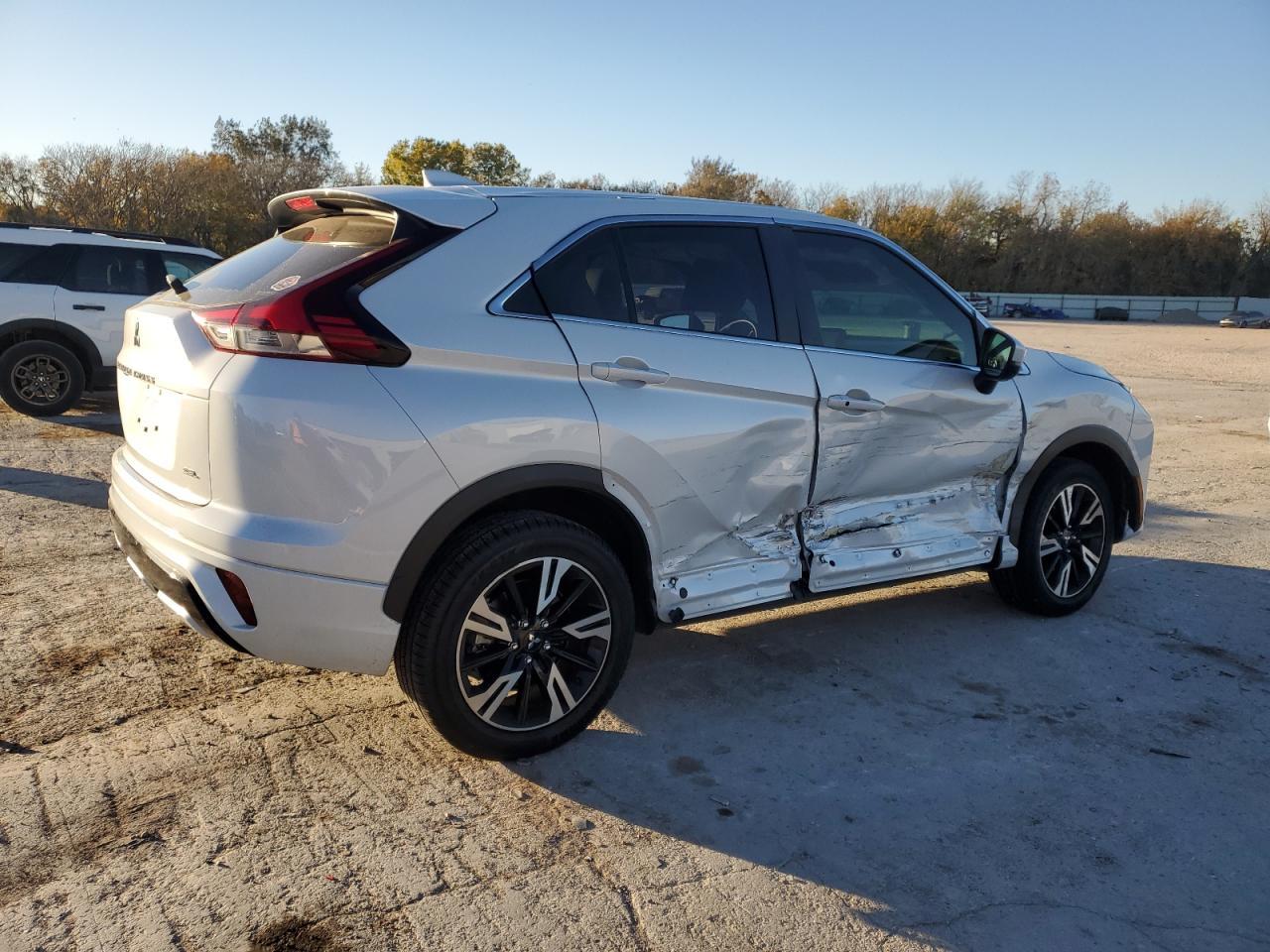 2023 Mitsubishi Eclipse Cross se