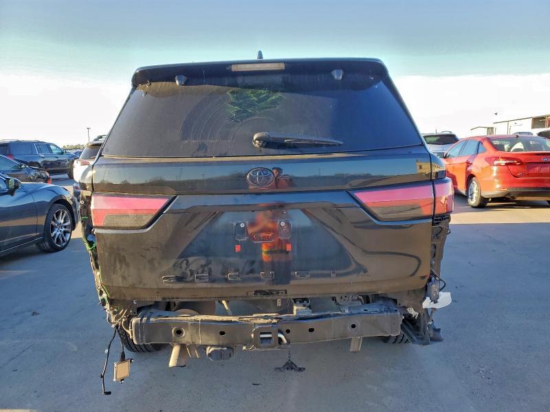 2023 Toyota Sequoia SR5