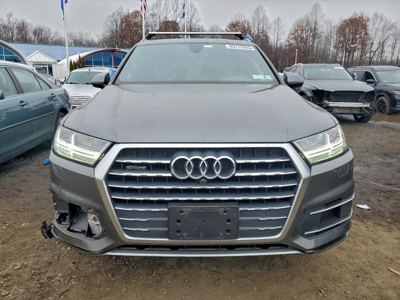 2019 Audi Q7 Premium Plus