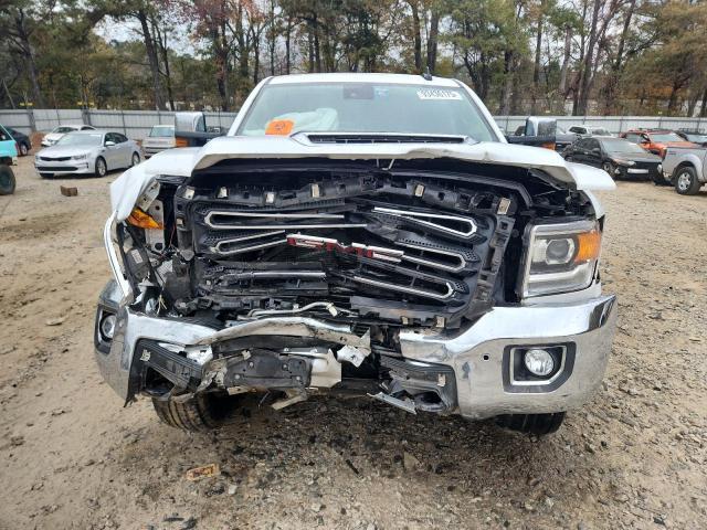 2019 GMC Sierra K2500 slt