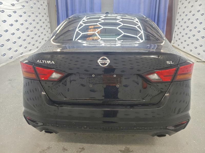 2020 Nissan Altima sl