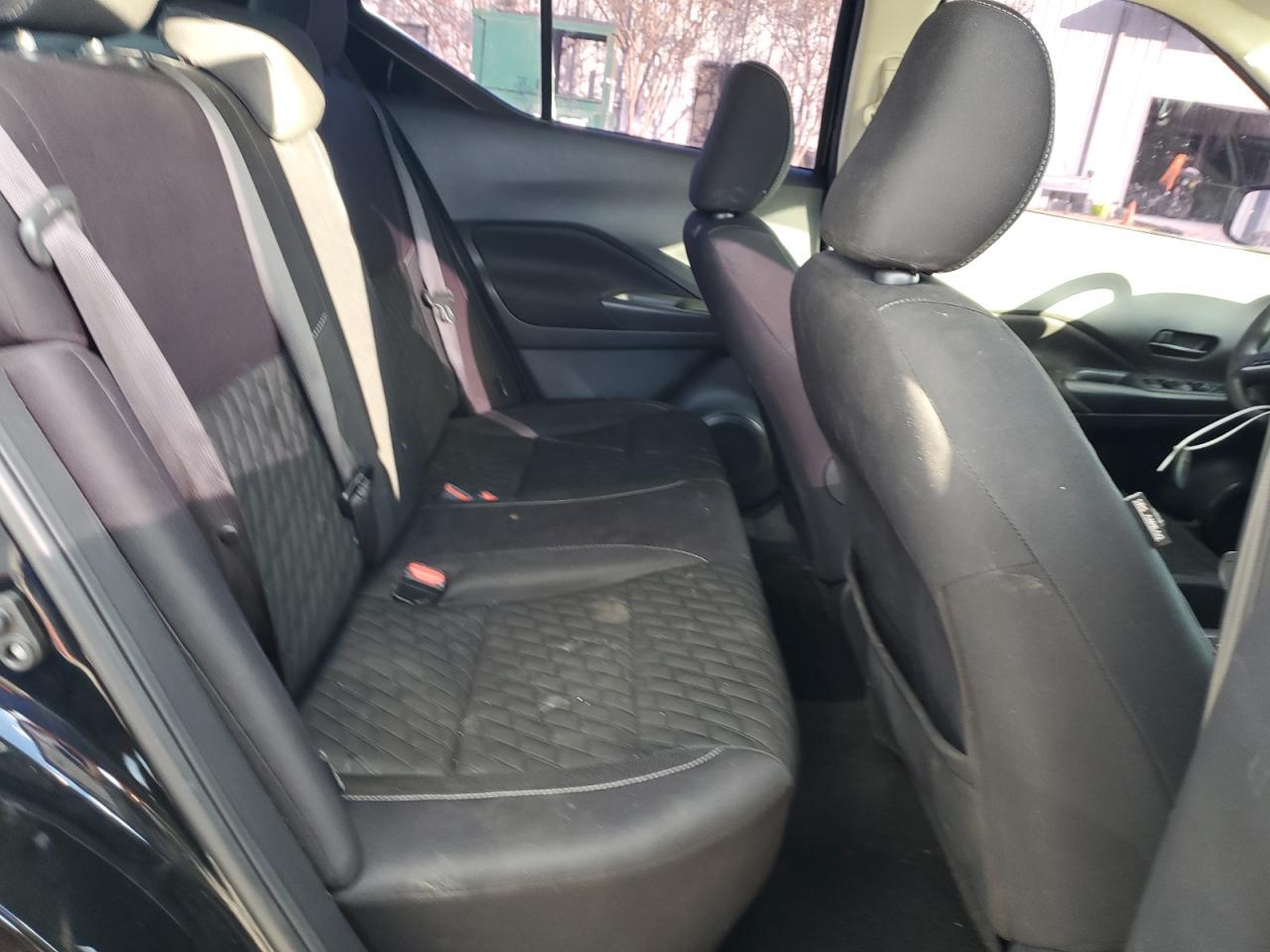 2021 Nissan Kicks s