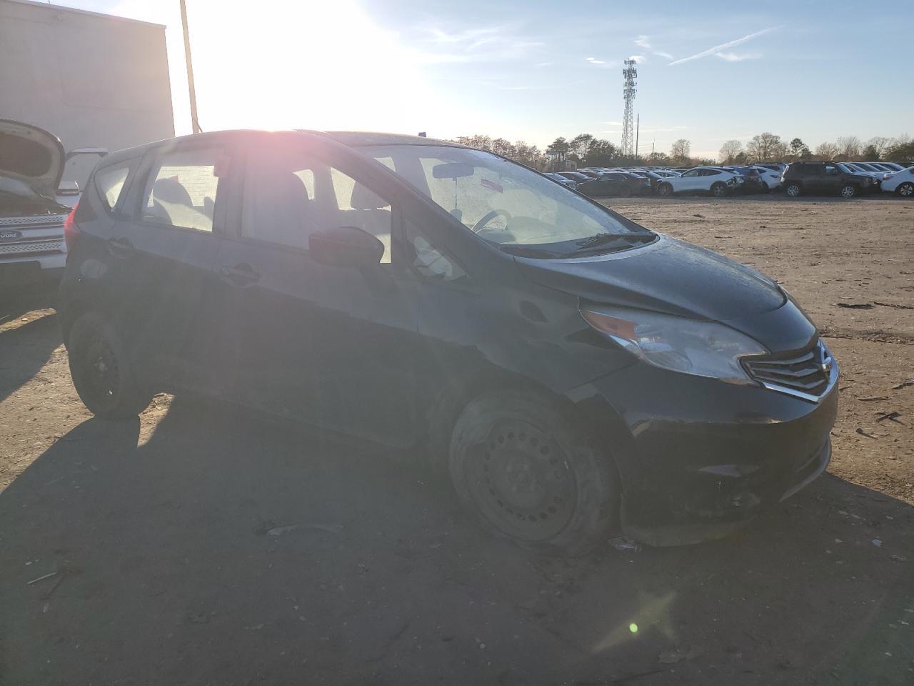 2016 Niss Versa Note sv