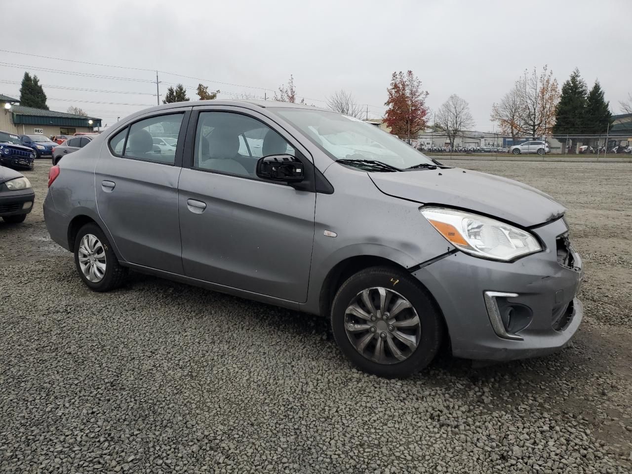 2017 Mitsubishi Mirage G4 es