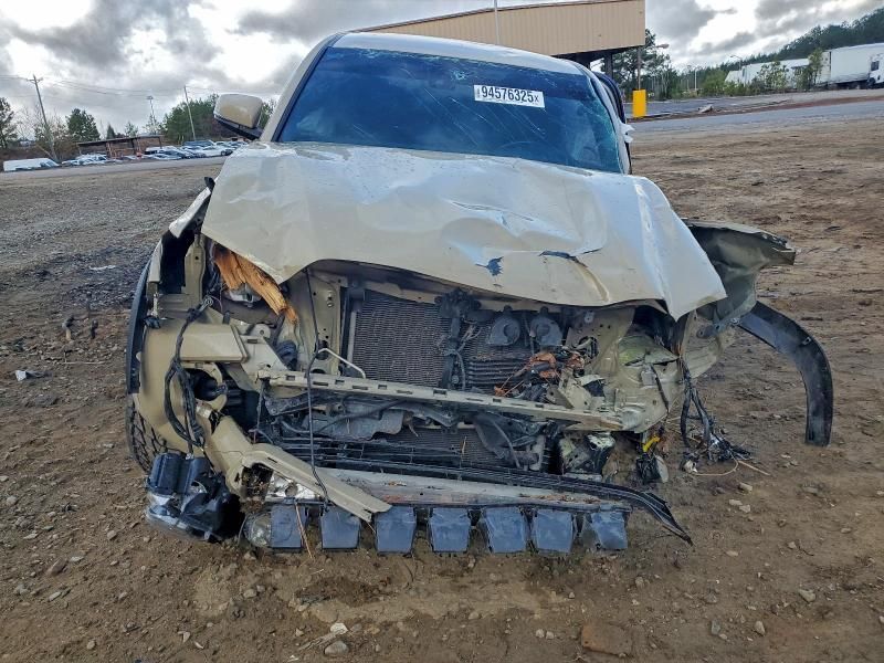 2018 Toyota Tacoma Double cab