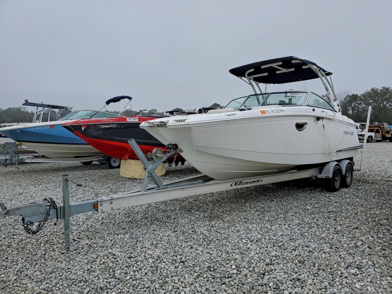 2017 Cobalt Unknown  Boat Boat