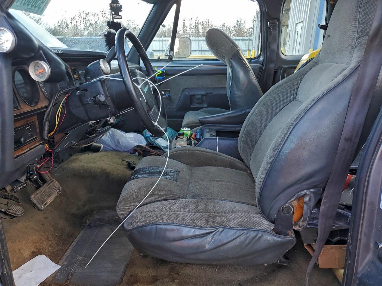 1993 Dodge D-series D200