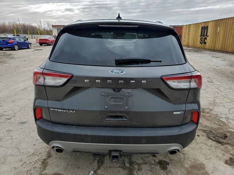 2020 Ford Escape Titanium