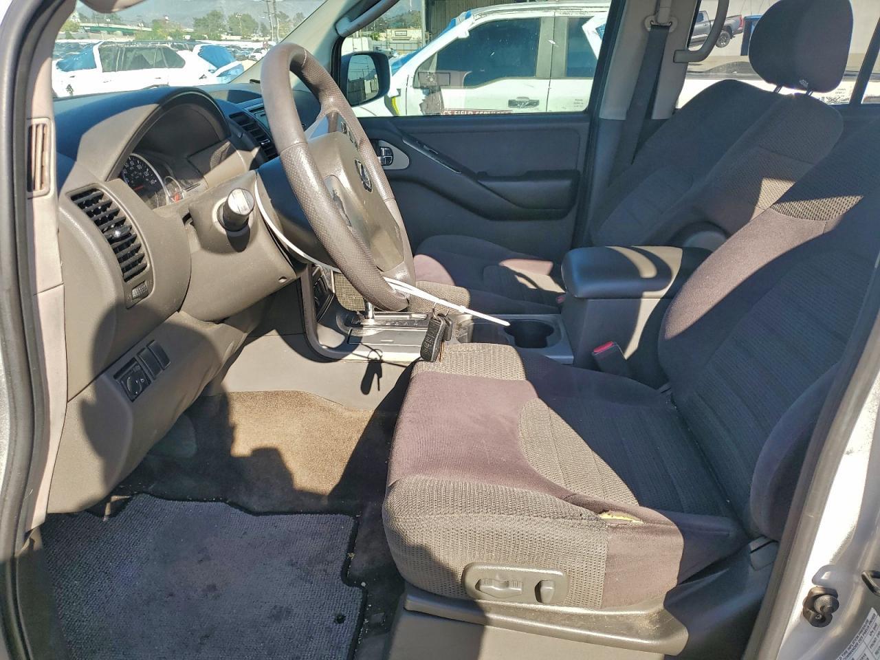 2005 Nissan Pathfinder le