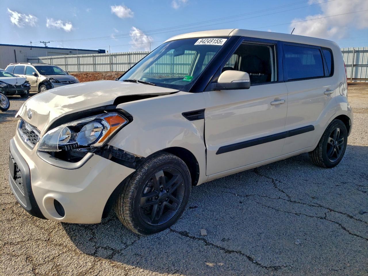2013 KIA Soul +