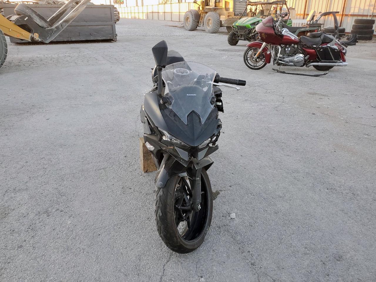 2024 Kawasaki EX500 H