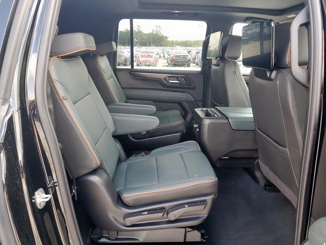 2025 GMC Yukon xl AT4