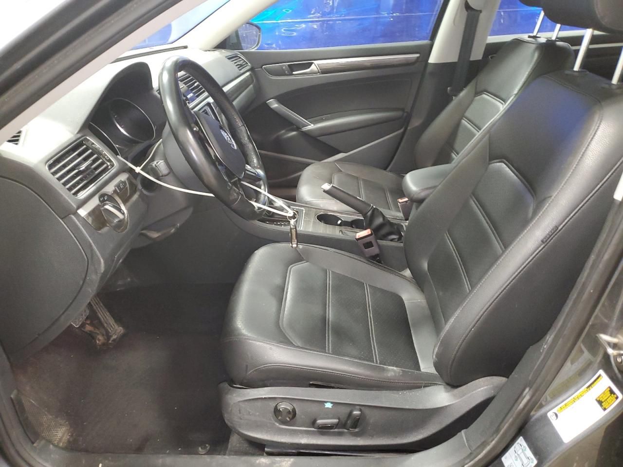 2018 Volkswagen Passat se