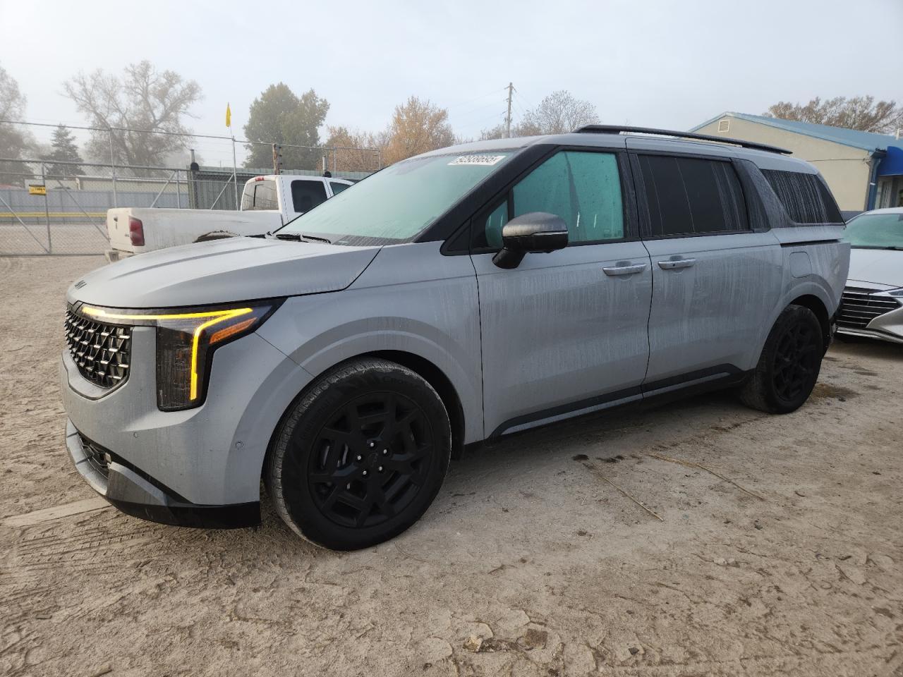 2025 KIA Carnival sx