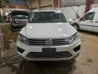 2015 Volkswagen Touareg V6