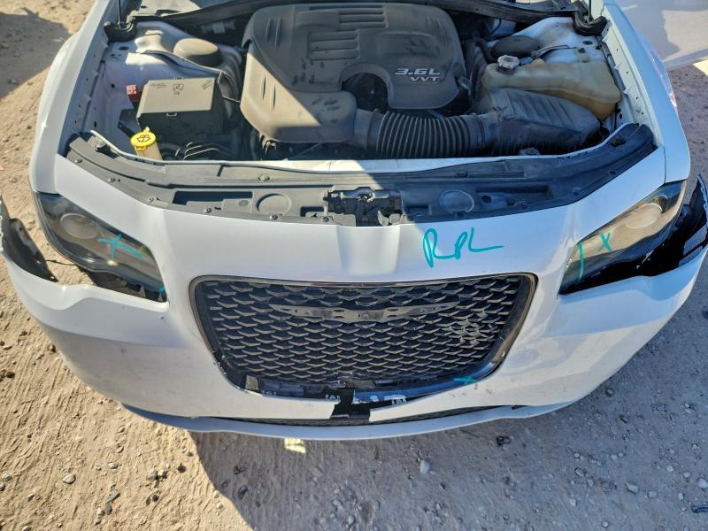 2022 Chrysler 300 s