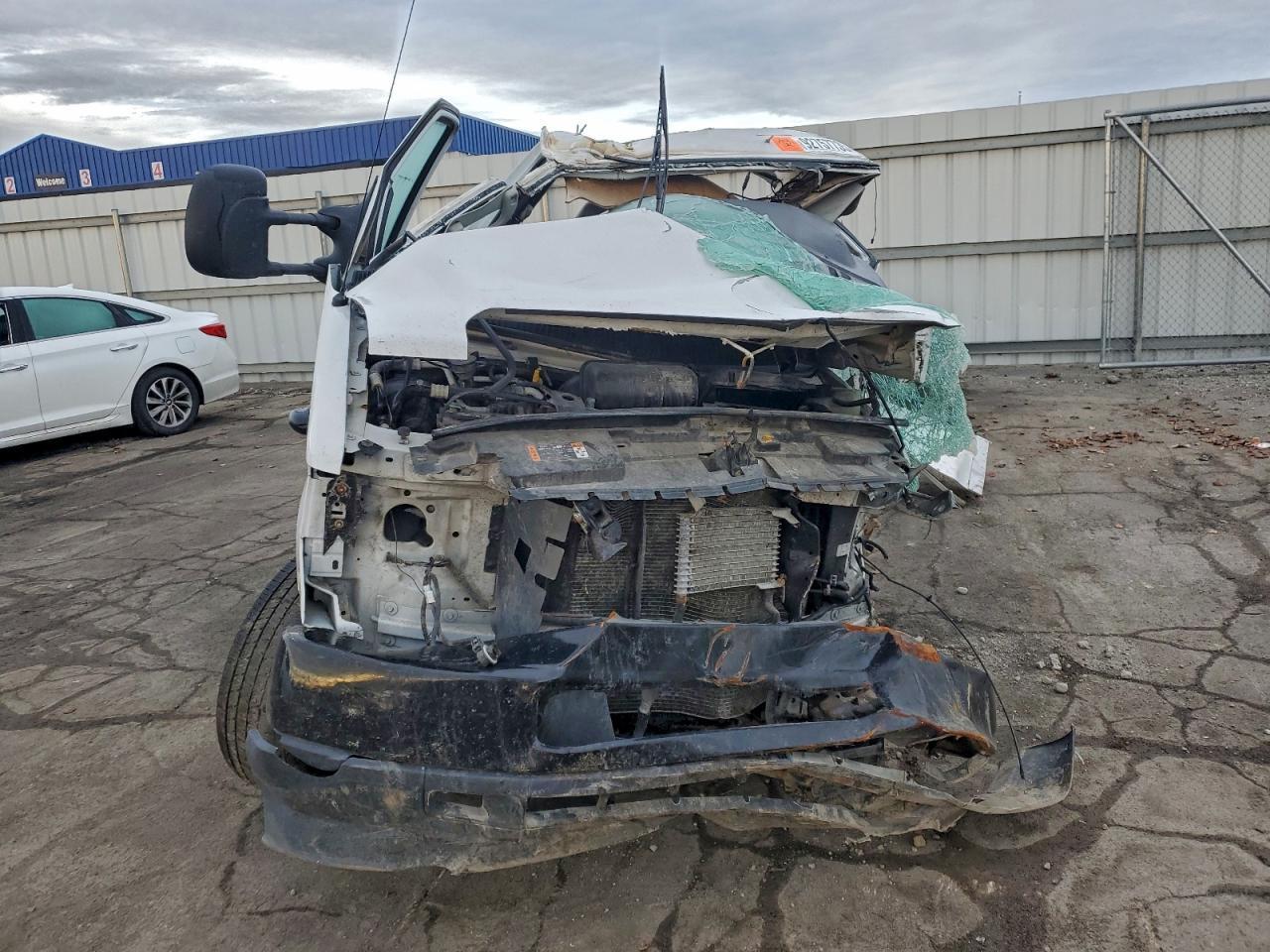 2021 Ford E450 BOX Truck