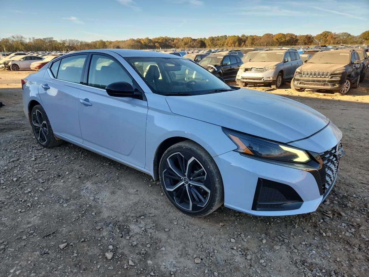 2025 Nissan Altima sr