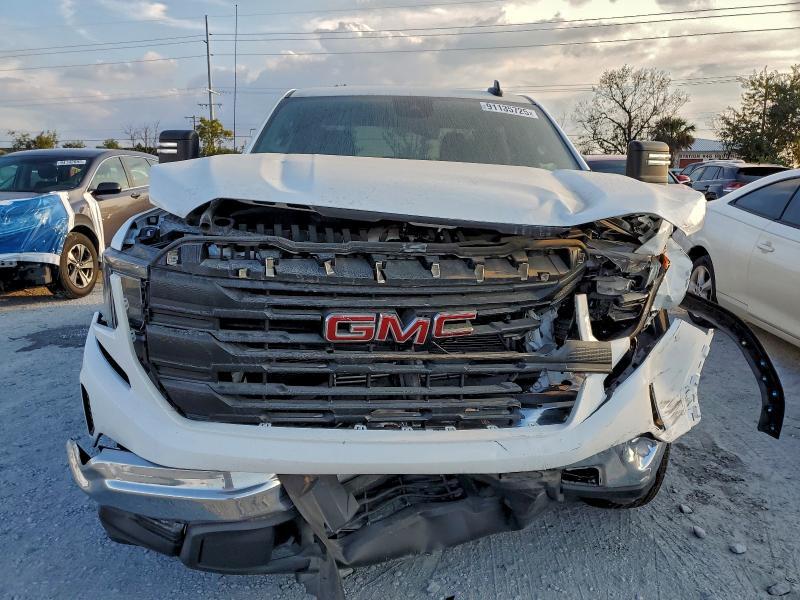 2024 GMC Sierra C1500