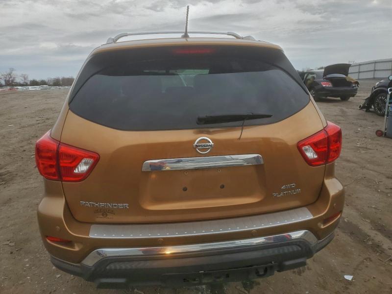 2017 Nissan Pathfinder Platinum