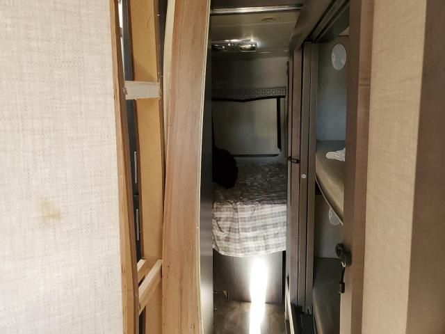 2023 Ford F600 Super Duty