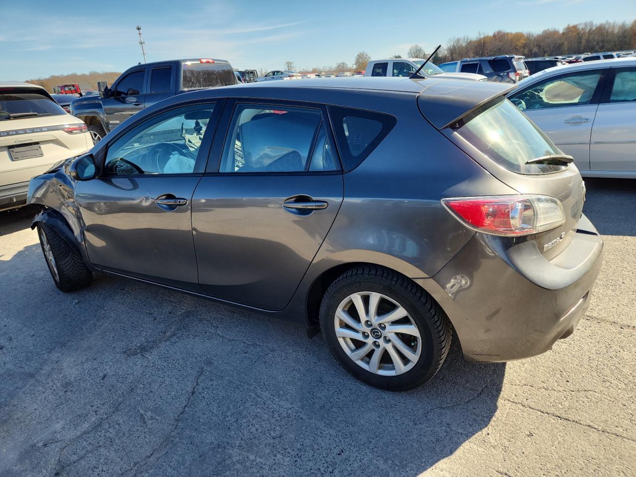 2013 Mazda 3 I