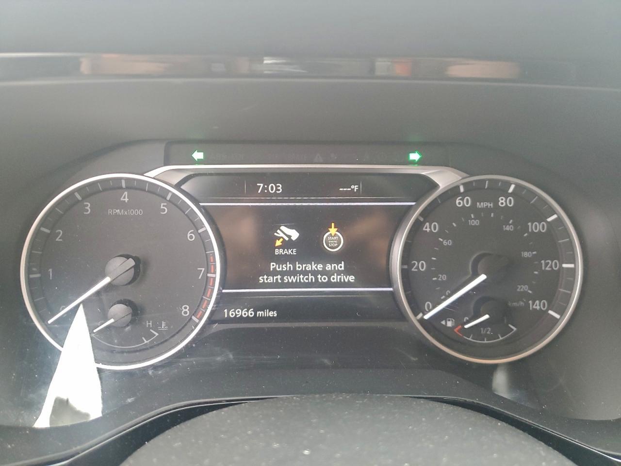 2023 Nissan Pathfinder sl