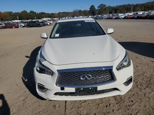 2018 Infiniti Q50 Luxe