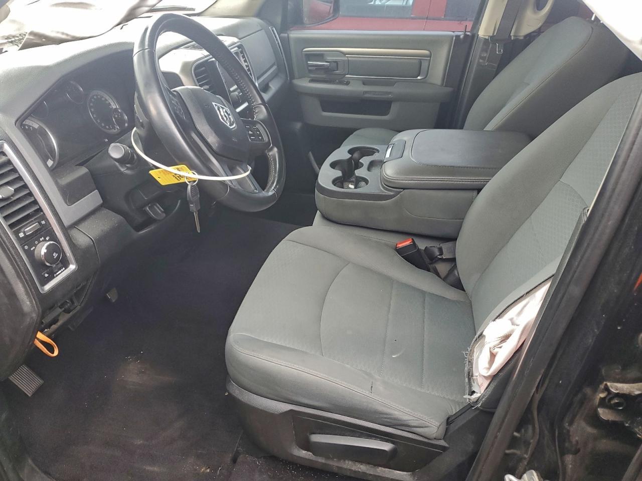 2018 Dodge RAM 1500 SLT