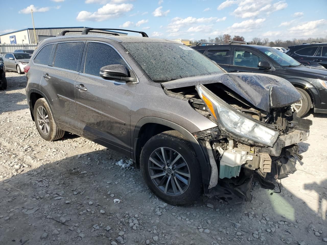 2017 Toyota Highlander se