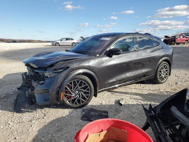 2022 Ford Mustang Mach-e gt