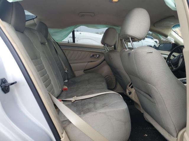2013 Ford Taurus se