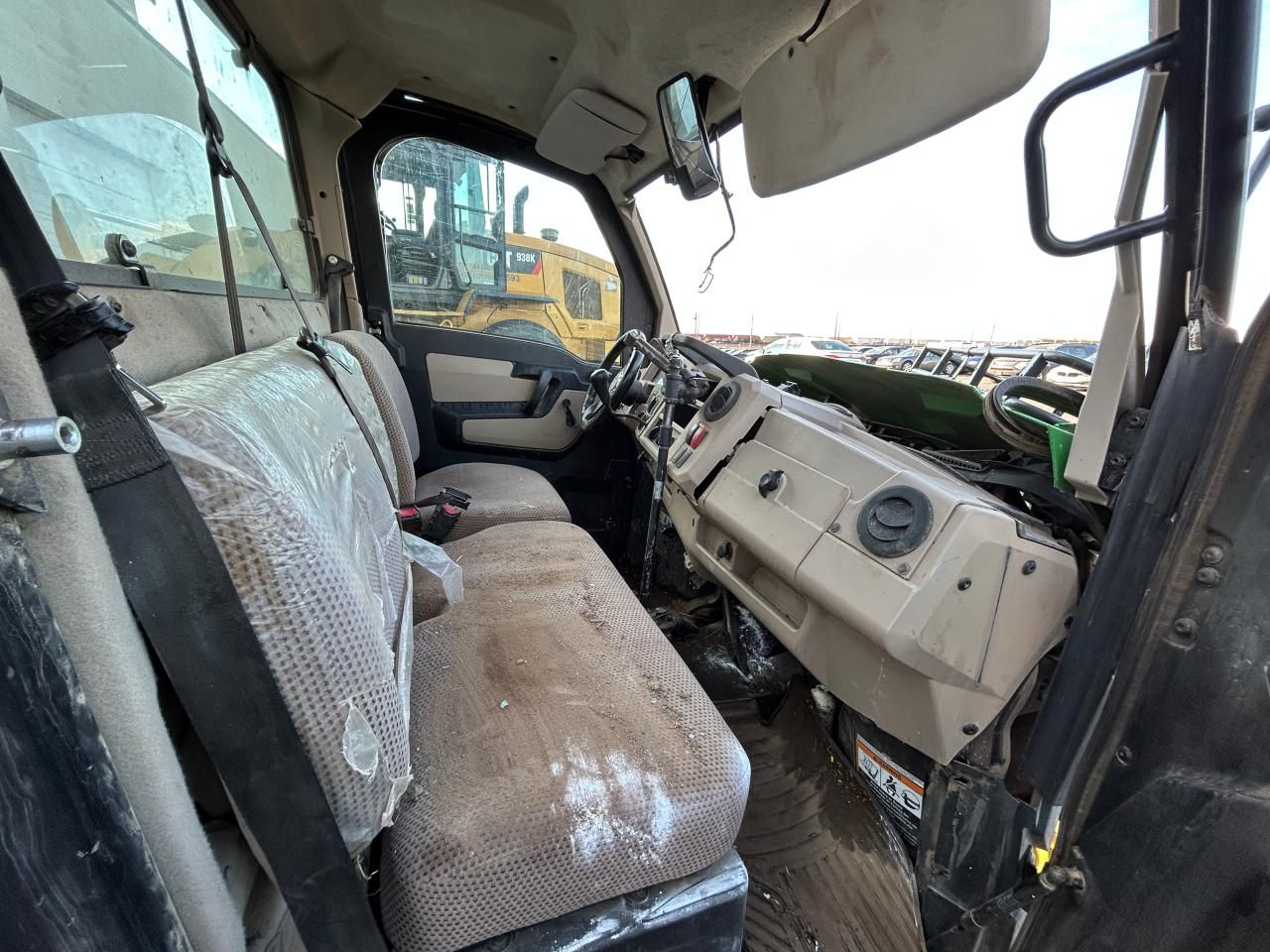 2018 John Deere XUV835R Utility Vehicle