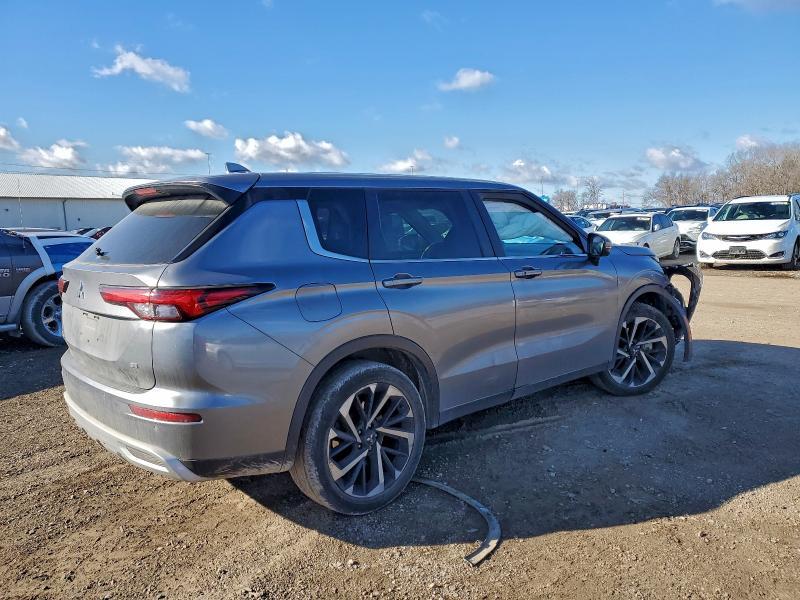2022 Mitsubishi Outlander se