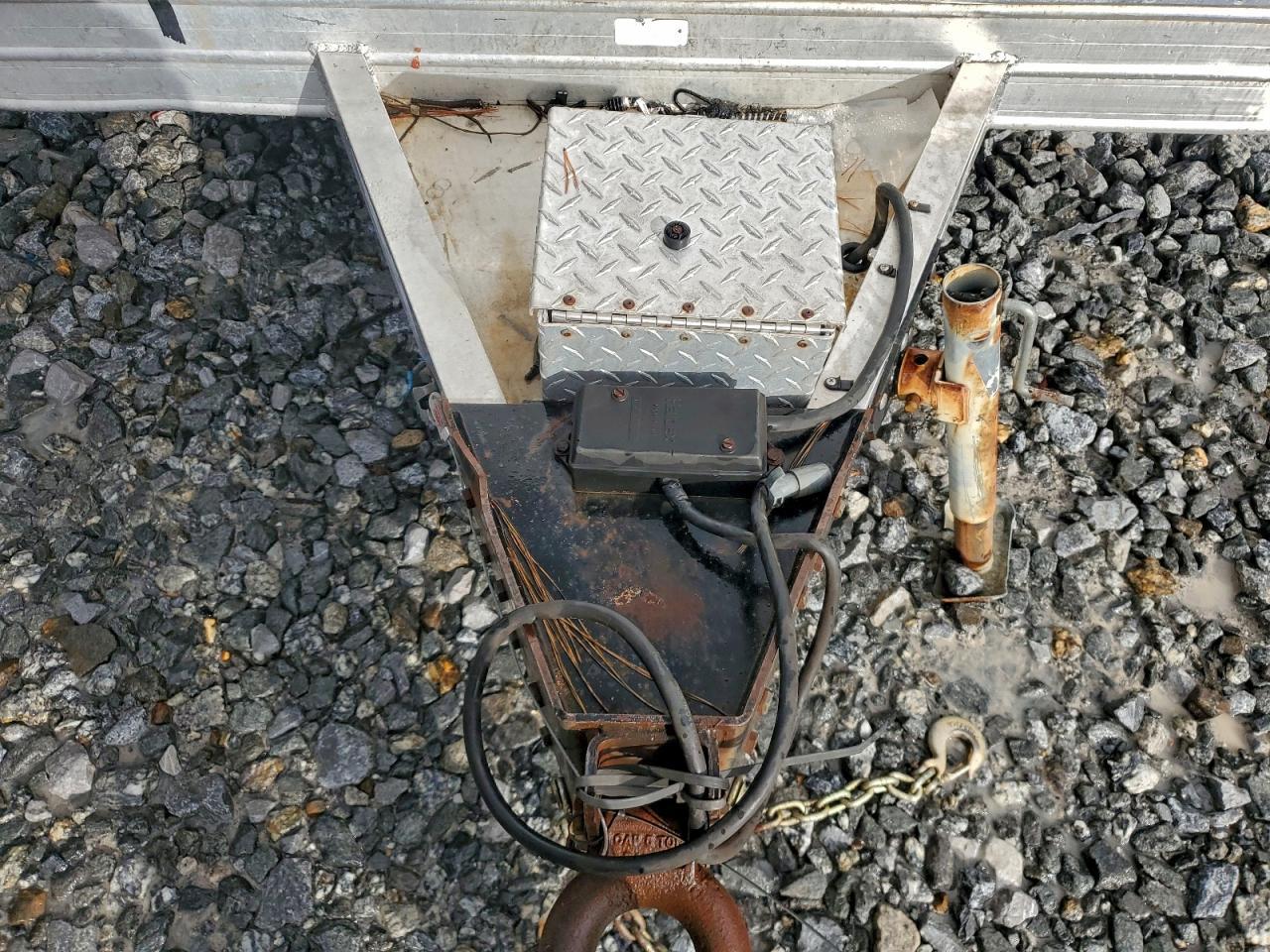 2006 Feathrlite 2006 Featherlite Fiber Optic Splicing Trailer