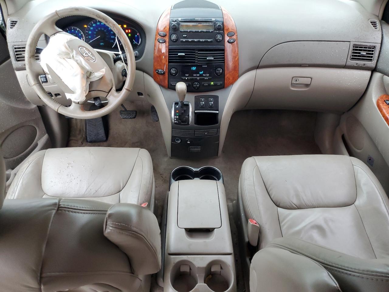 2009 Toyota Sienna xle