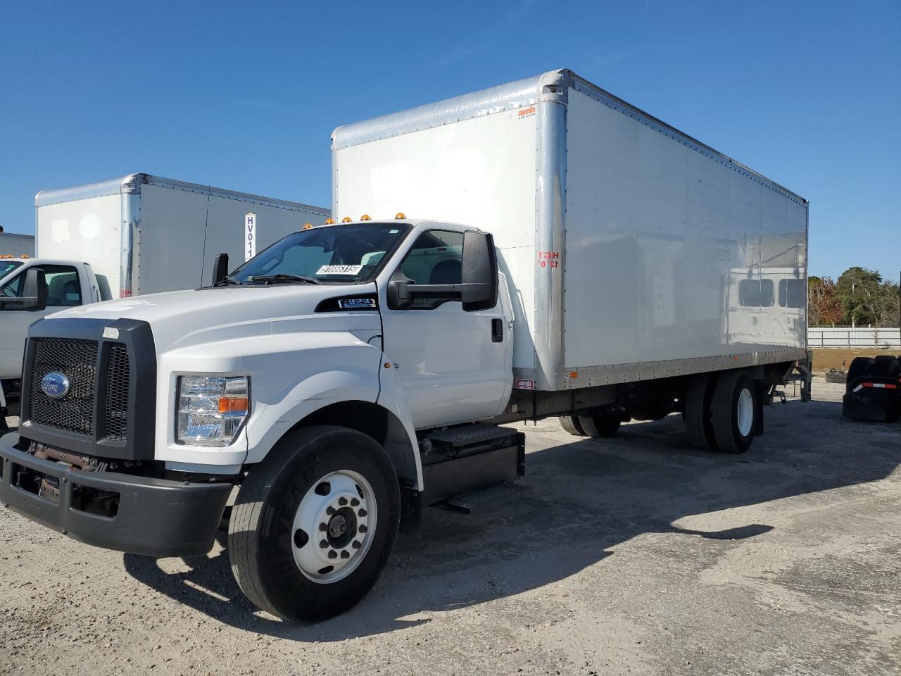 2022 Ford F650 Super Duty BOX Truck
