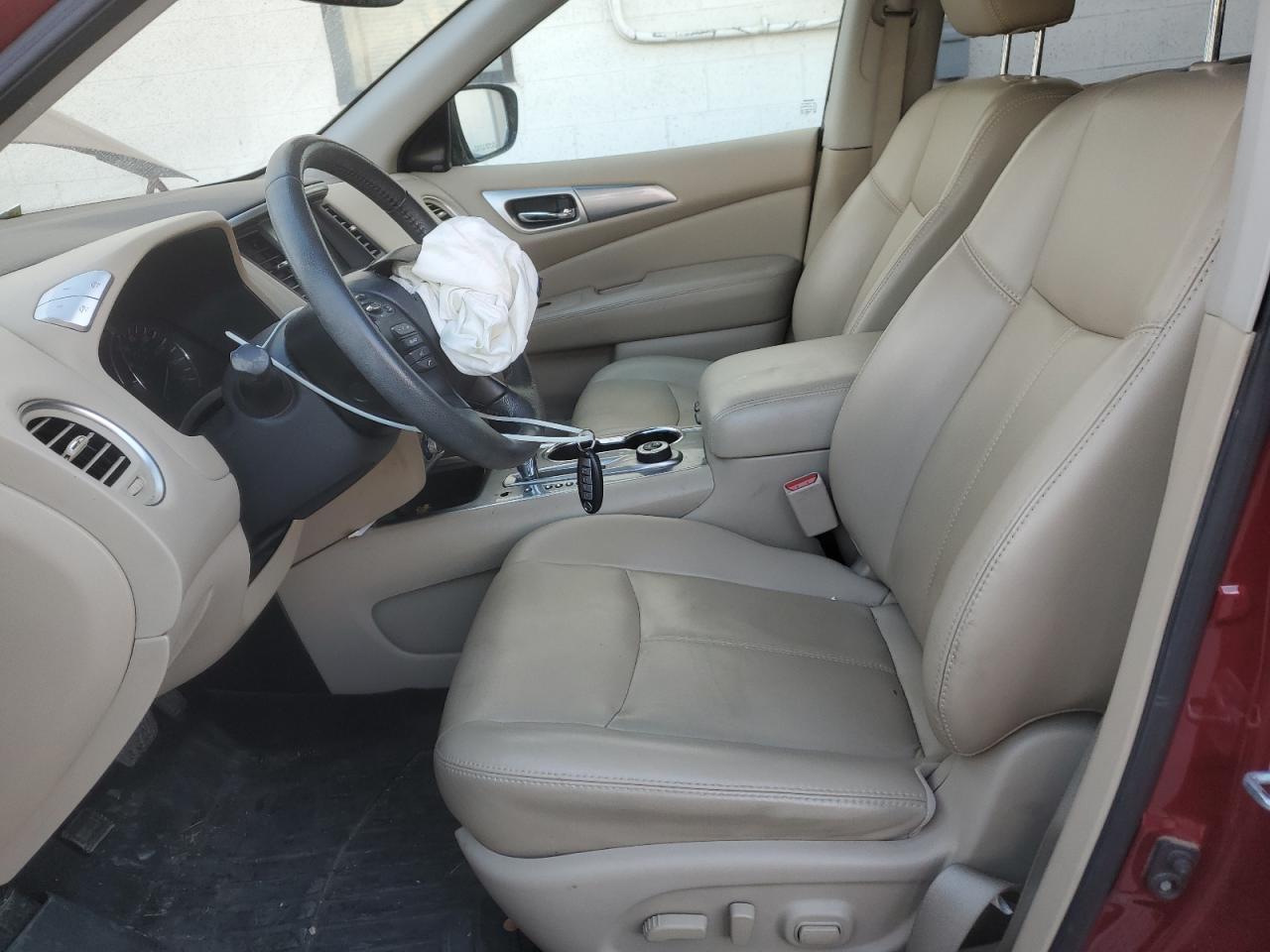 2017 Nissan Pathfinder s