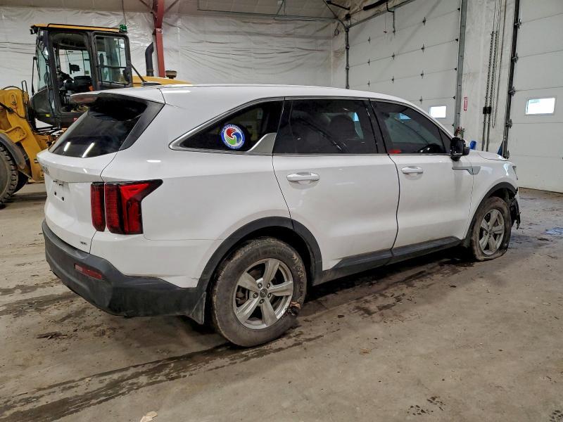 2023 KIA Sorento lx