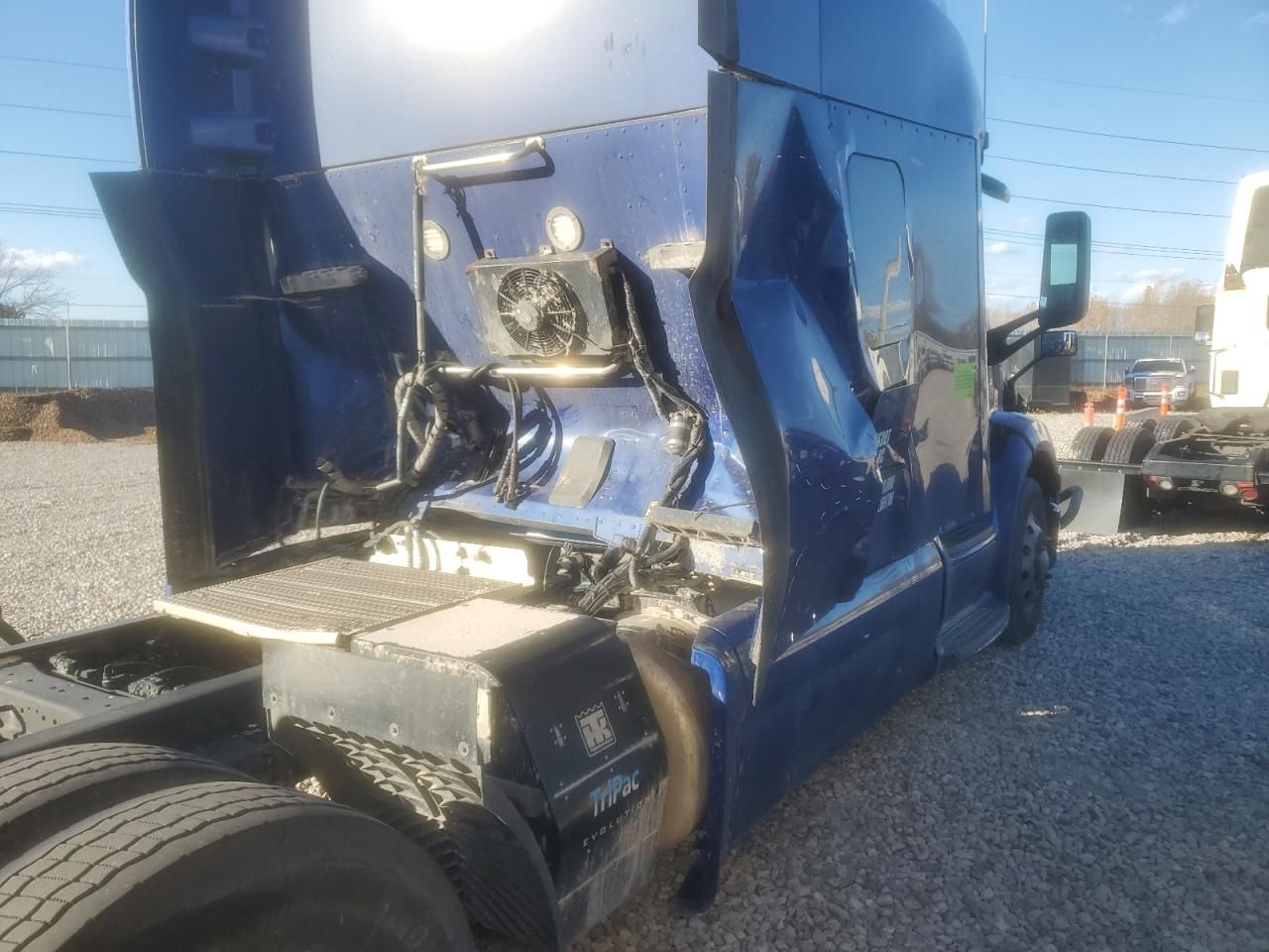 2020 Peterbilt 579 Semi Truck