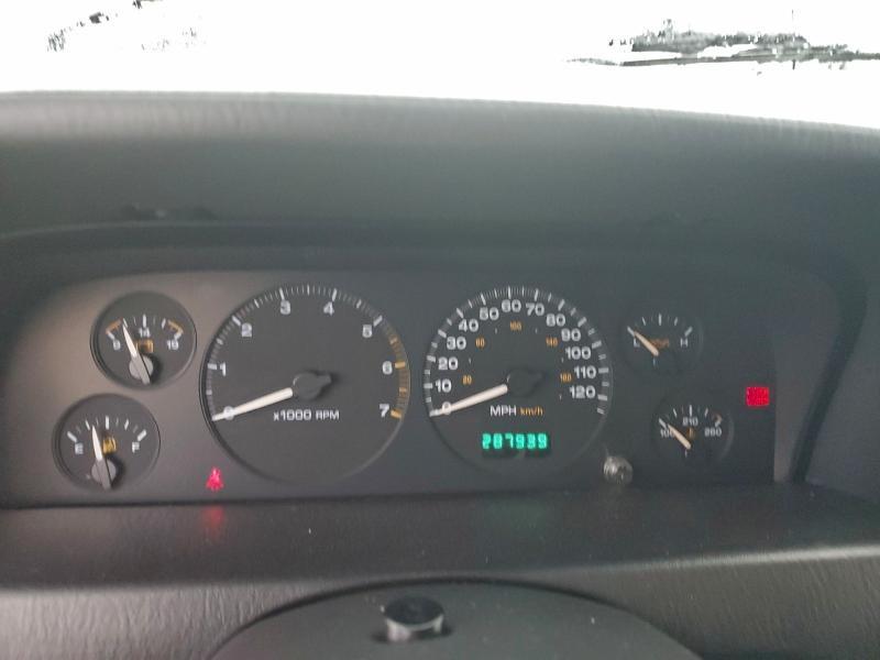 2004 Jeep Grand Cherokee Laredo