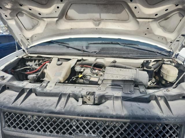 2013 Chevrolet Express G2500 Utility / Service van