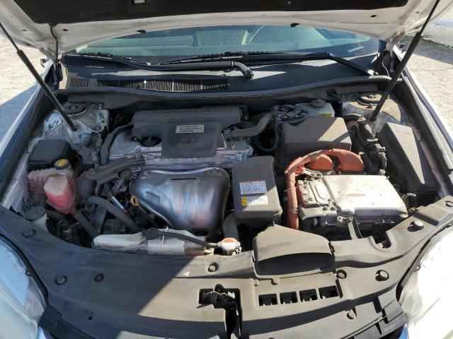 2016 Toyota Camry Hybrid