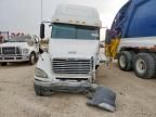 2018 Freigliner 2018 Freightliner Columbia Semi Truck