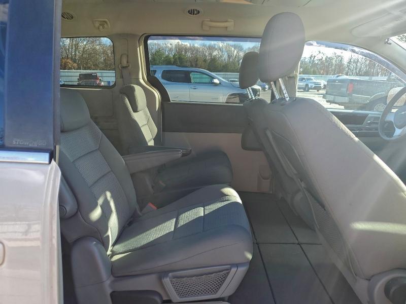 2010 Chrysler Town & Country Touring